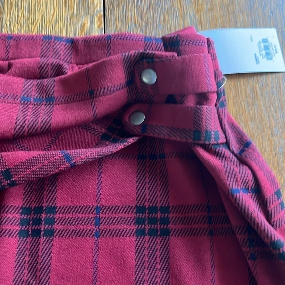 NWT Kohls SO Junior Plaid Wrap Skirt with Tabs on Side Size L Unlined Red Black